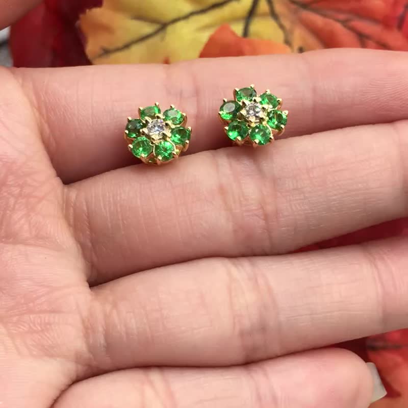 天然 沙弗莱 钻石 耳钉 18k金 尼泊尔 手工制 - 耳环/耳夹 - 宝石 