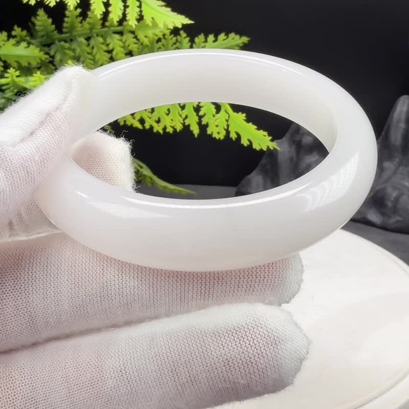 羊脂级白色金丝玉手镯 共生矿 附鉴定证书 57mm 预留 - 手链/手环 - 玉石 白色