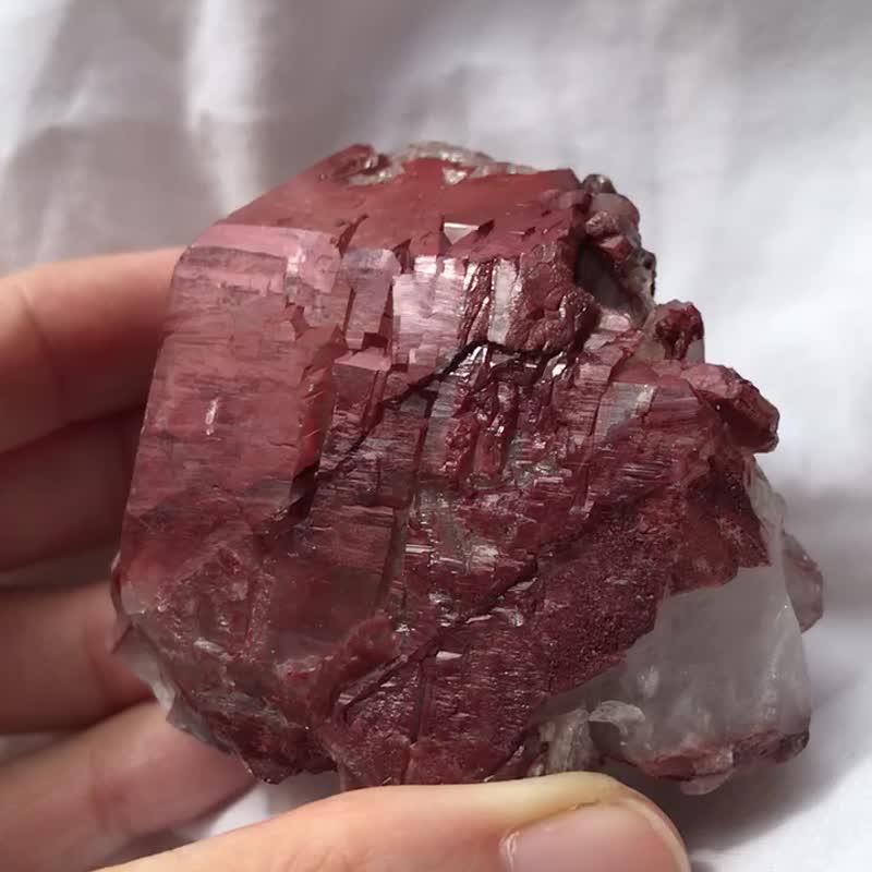 亮皮红水晶城堡 红晶簇 水晶簇 水晶花 水晶原矿 摆设 原石 - 摆饰 - 水晶 红色