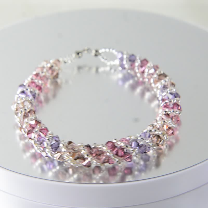 Purple and lavender twisty swarovski bracelet, 9 inches and 2 inches chain - 手链/手环 - 水晶 紫色