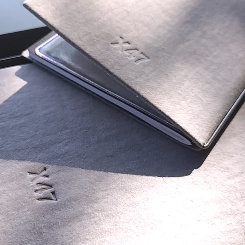 【素皮革】尺寸A5 |拆换手帐 | 岩.单轨| x47 - 年历/台历 - 植物．花 