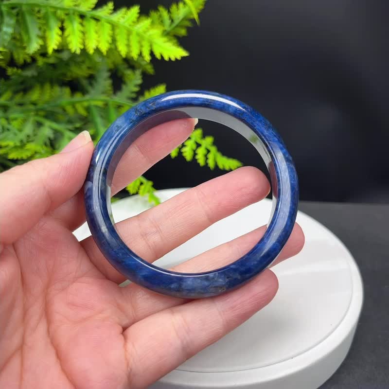 蓝线石手镯 57MM 渐变深蓝白 女式手环 智慧洞察财运内心平静和谐 - 手链/手环 - 半宝石 