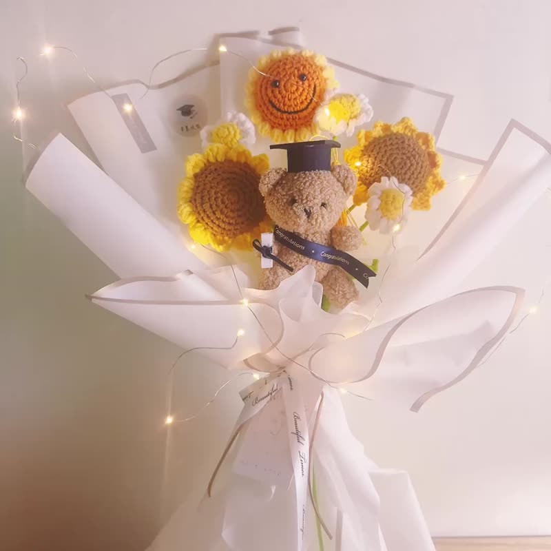 美好时光-毕业花束、向日葵花束、针织花、编织花小熊花束 - 玩偶/公仔 - 其他材质 橘色