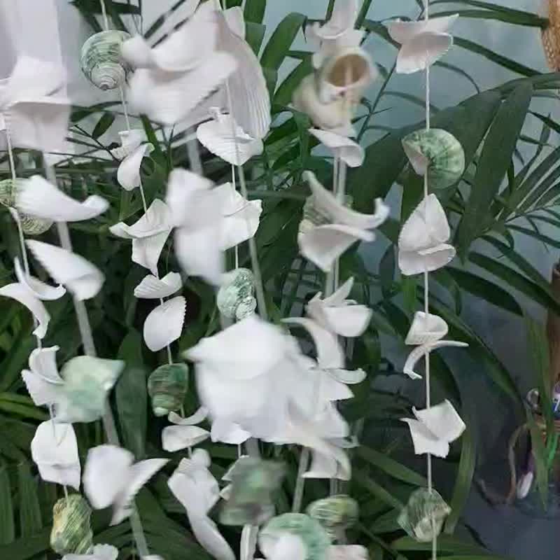 手工贝壳风铃 自然海岸吊饰 木质顶部 - 门帘/门牌 - 木头 白色