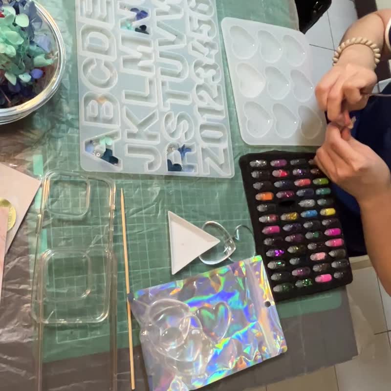 体验课 环氧树脂 实用课 押花字母水晶灯 花漾小物 永生花 干燥花 - 植栽 - 树脂 