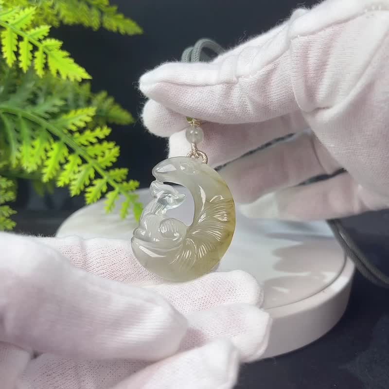 冰透绿兔毛水晶望月狐吊坠 立体手雕九尾狐月亮项錬 财富事业顺利 - 项链 - 水晶 绿色