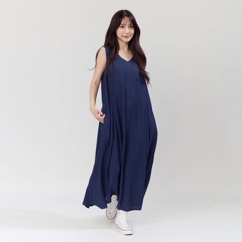 Holly 夏日V領口袋長洋裝/深藍 - 洋装/连衣裙 - 棉 蓝色