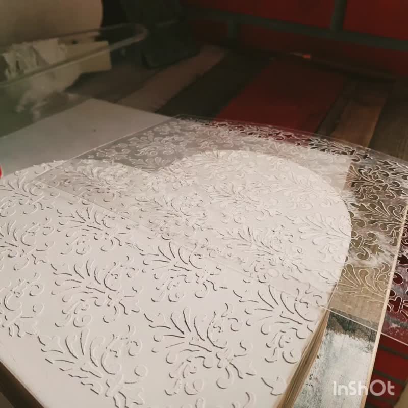 手工制作的白色木质花瓶，配有人造花 桌子、架子的独特装饰 - 干燥花/捧花 - 木头 白色