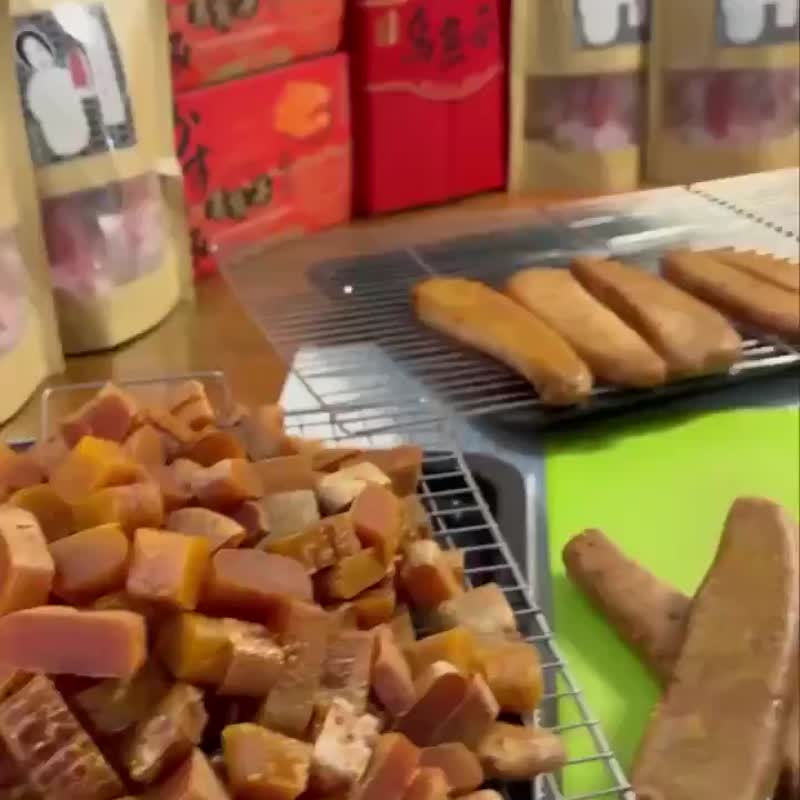 龙年年节礼盒 x 厚切炙烧一口吃 x 乌鱼子 x 独家组合 x 交换礼物 - 肉干/肉松 - 其他材质 橘色