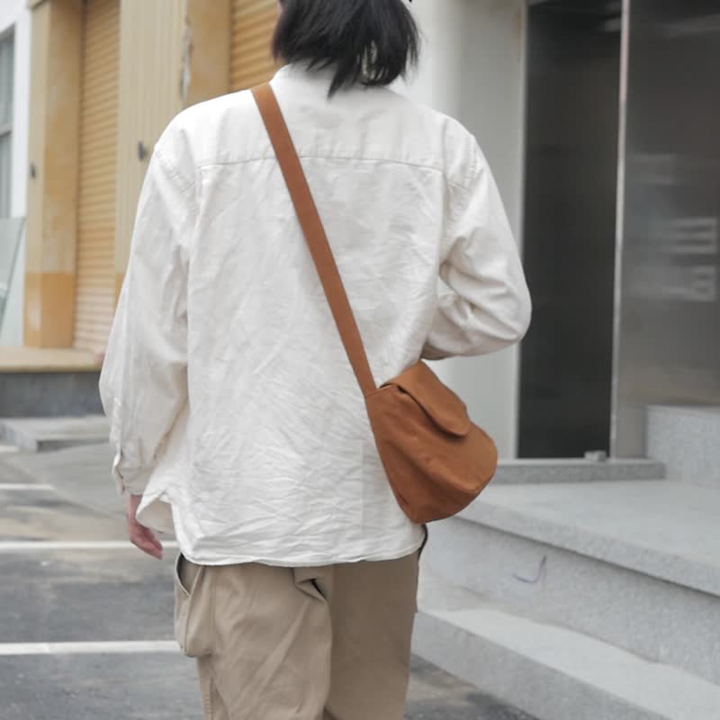 sobag橙色日系简约通勤斜挎帆布包男中性复古单肩街头潮酷邮差包 - 侧背包/斜挎包 - 棉．麻 橘色