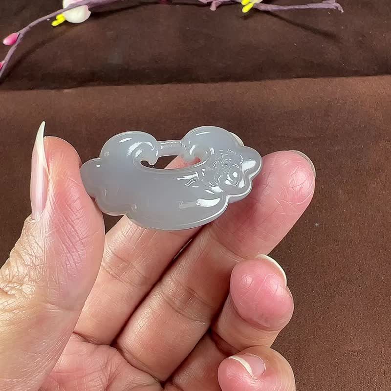 天然新疆和田玉烟紫花开富贵平安锁如意锁吊坠玉质细腻温润色泽柔 - 吊饰 - 玉石 