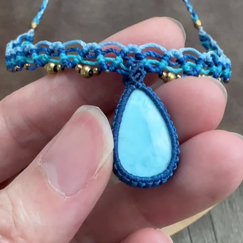 N852 蜡线编织 拉利玛 (海纹石) 铜珠 颈链 (可调长度) - 项链 - 宝石 蓝色