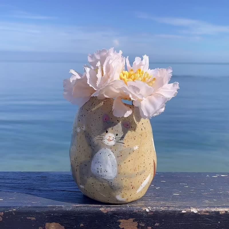 A Lu 萌鼠跳舞陶花瓶/礼物/手作手绘 采美国进口陶土 仅此一件 - 花瓶/陶器 - 陶 多色