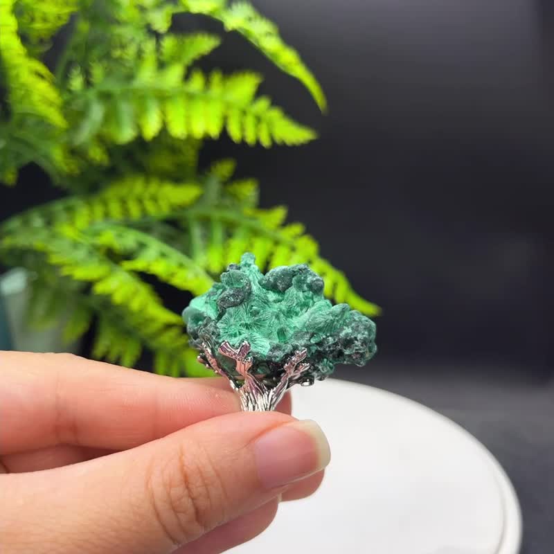 孔雀石晶洞 活口戒指 随形火焰原矿标本 树叶款手工指环 S925银 - 戒指 - 宝石 绿色