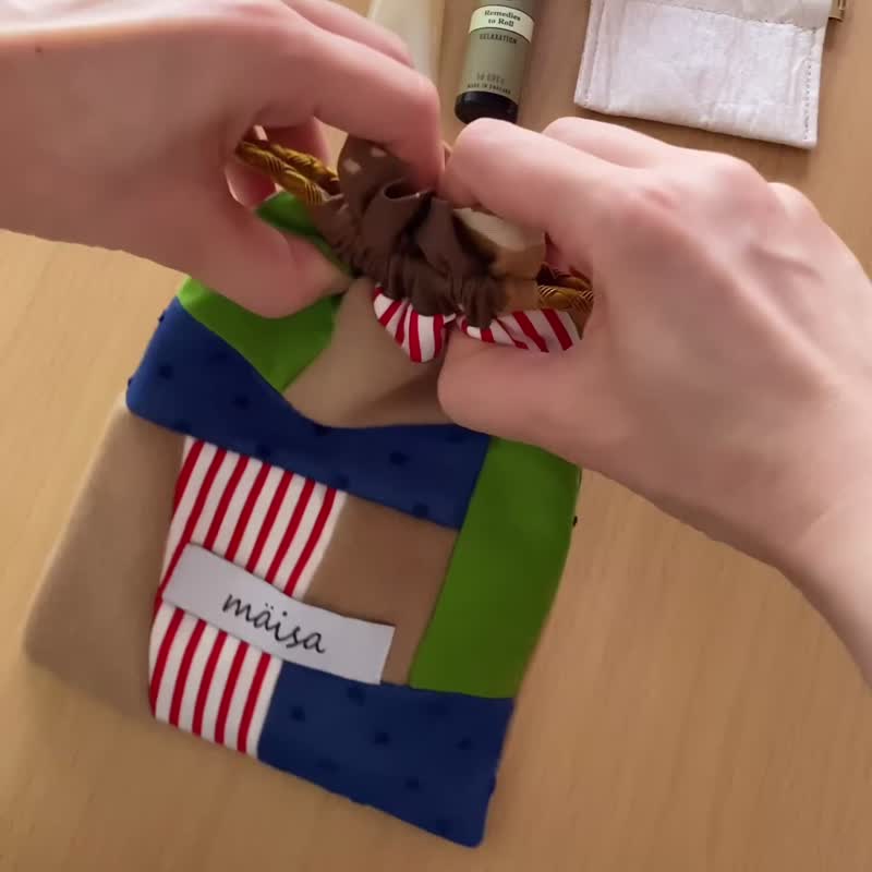 Patchwork Drawstring Mini Pouch 01 - 化妆包/杂物包 - 棉．麻 红色