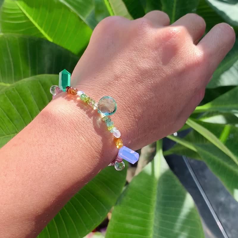 魔法矿石手链_碧玺_铅笔切面石英石_爱心切面绿水晶_爱心切面月光 - 手链/手环 - 半宝石 多色