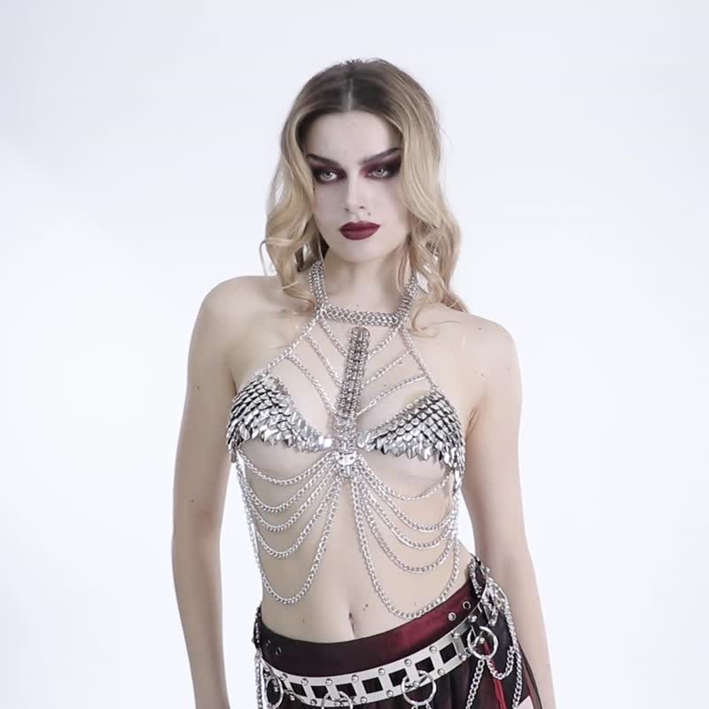 塞壬魔法金属鱼鳞护符胸链 - 女装背心 - 其他材质 黑色