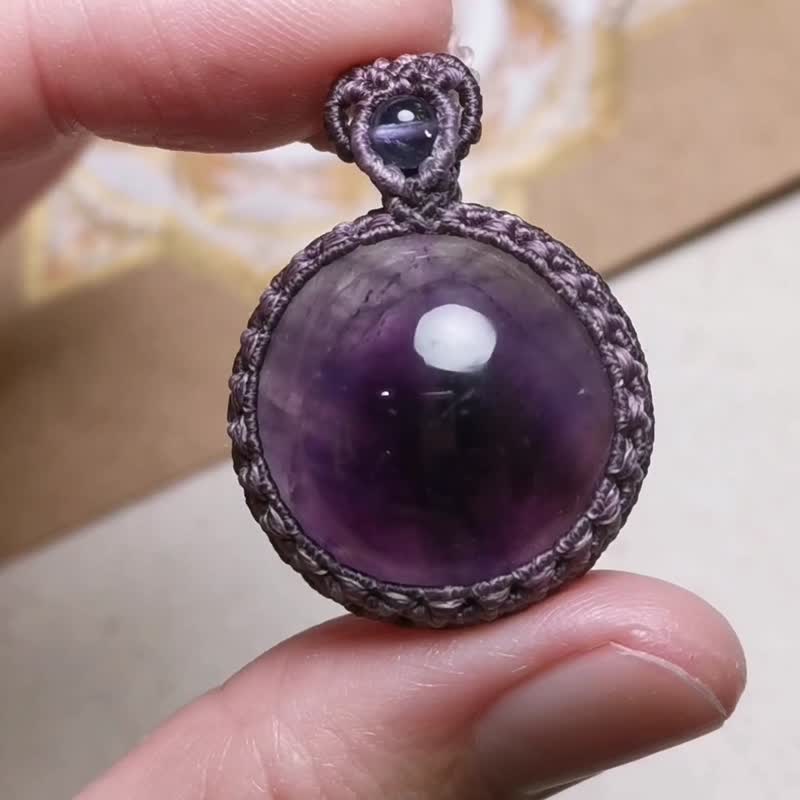 幻紫/紫水晶/三角芯-蜡线图腾包框设计/项链可调整长度 - 项链 - 半宝石 紫色