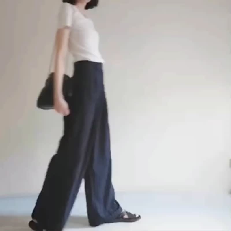深蓝白条纹高腰宽版3D立裁西装长裤 STRIPE WIDE LEG PANTS - 女装长裤 - 其他材质 