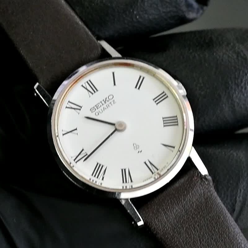 包邮 SEIKO 女士手表石英 1976 年制造 24 毫米圆形罗马表盘 Ref43-0070 手表古董手表复古手表直销日本 - 女表 - 不锈钢 白色