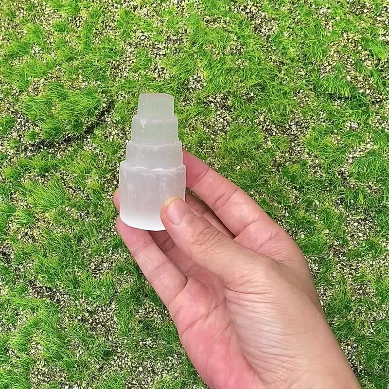能量摆件-高频率小透石膏能量塔 净化 冥想 疗愈 平衡脉轮 - 摆饰 - 水晶 白色