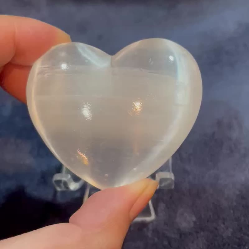 【爱心石膏】摆件附底座 - 摆饰 - 水晶 透明
