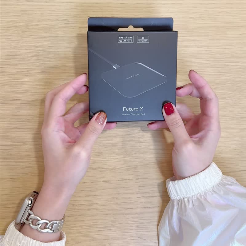 Futura X 无线充电板 - 手机充电及周边 - 其他材质 黑色