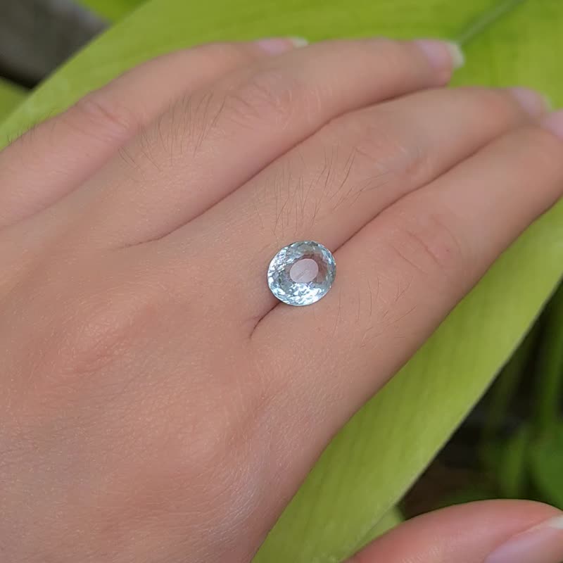 天然海蓝宝石尺寸 8×9 毫米重量 2.2 克拉 - 金工/饰品 - 宝石 蓝色