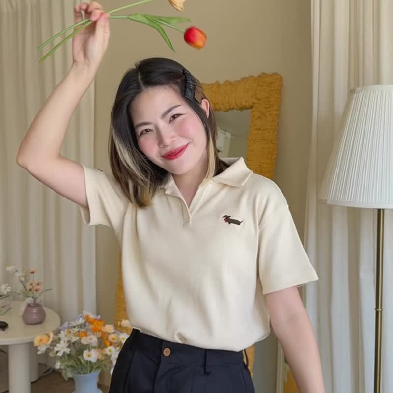刺绣 Polo Cropped : Cream - 女装 T 恤 - 其他材质 黄色