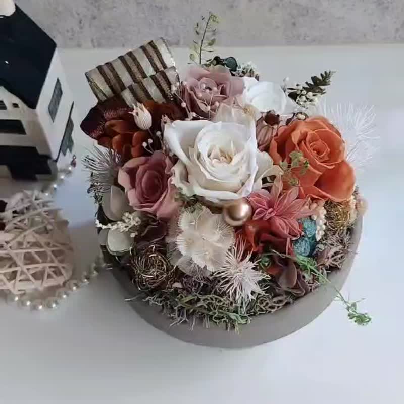 摩卡圣代 永生盆花.桌花 祝贺花礼 生日.开幕.情人节.母亲节.毕业 - 干燥花/捧花 - 植物．花 