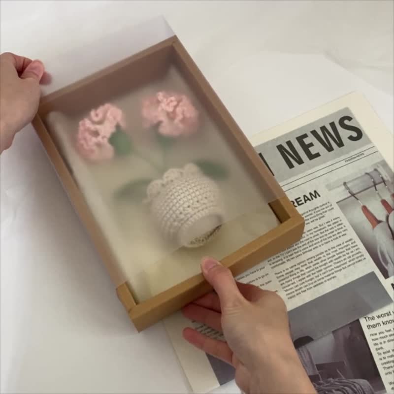 ZHII studio 手工康乃馨小盆栽 编织盆花 针织花盆 送礼首选 - 干燥花/捧花 - 棉．麻 粉红色