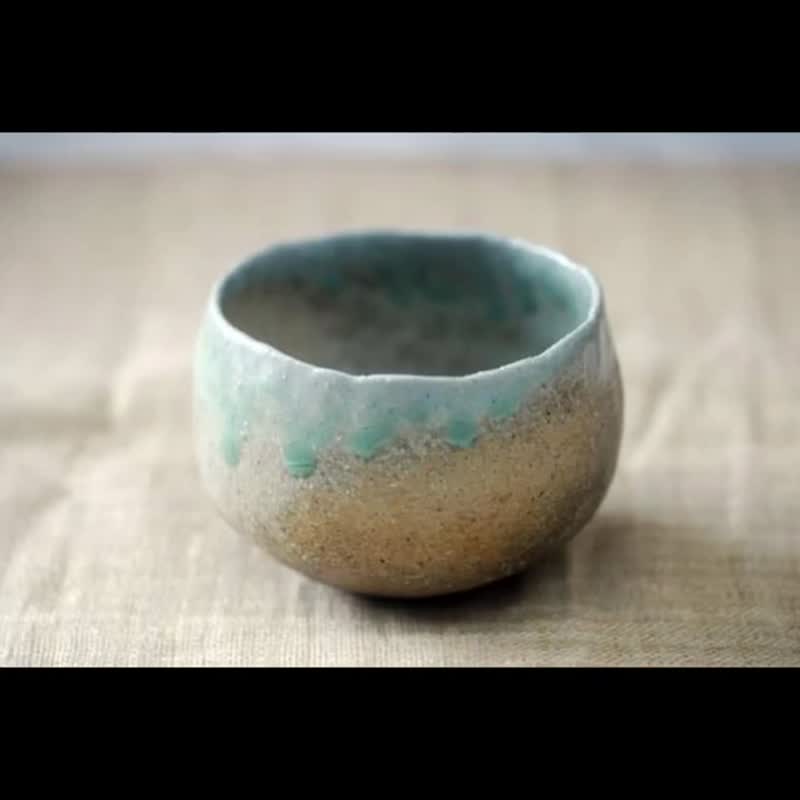 蓝绿白沙滩清酒杯 日本茶杯 窑变三级 - 茶具/茶杯 - 陶 