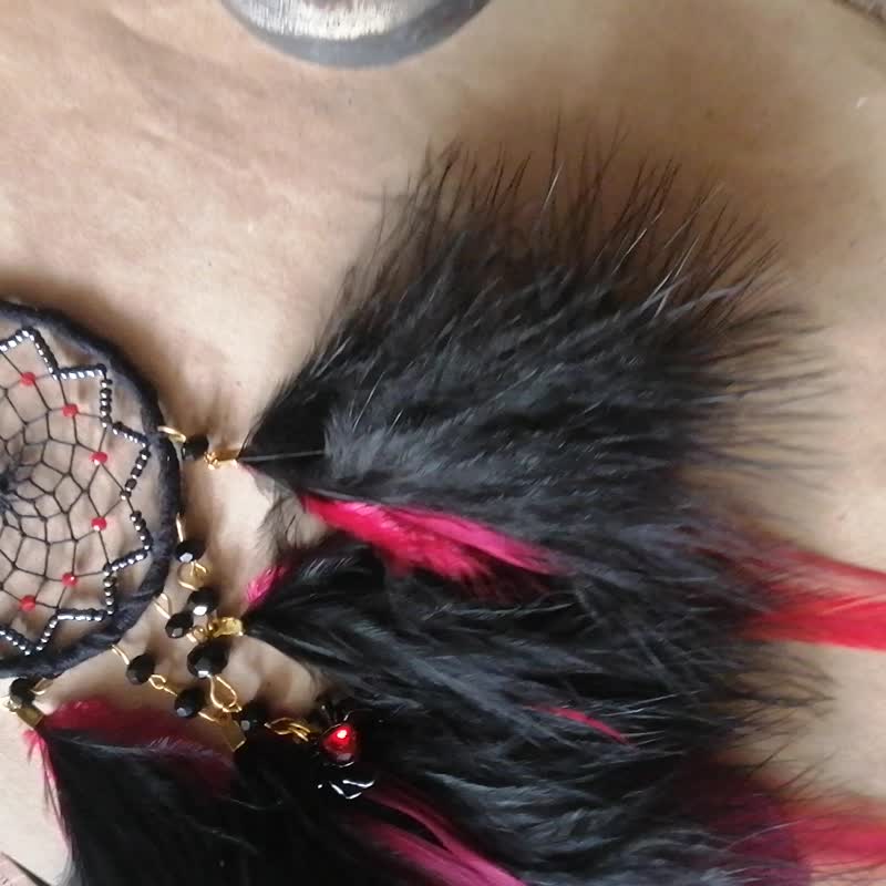 Black wine red car mirror dream catcher with spider | Gothic black car charm - 墙贴/壁贴 - 绣线 黑色
