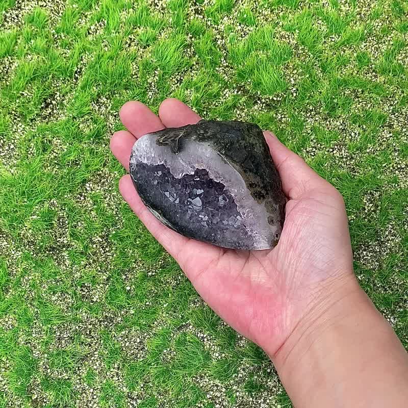 天然原皮原矿小小紫晶钱袋  小小紫晶洞 紫水晶 可消磁晶石小饰品 - 其他 - 水晶 紫色