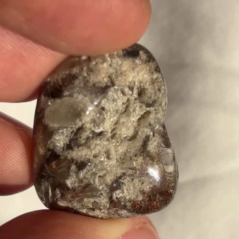 幽灵穿髪 白幽灵 线幽灵 银髪 铜髪晶 水晶 小滚石 手把玩 天然 - 摆饰 - 水晶 多色