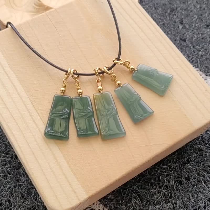 亲翠 天然翡翠 危地马拉冰意境棉小竹节锁骨链 - 项链 - 玉石 多色