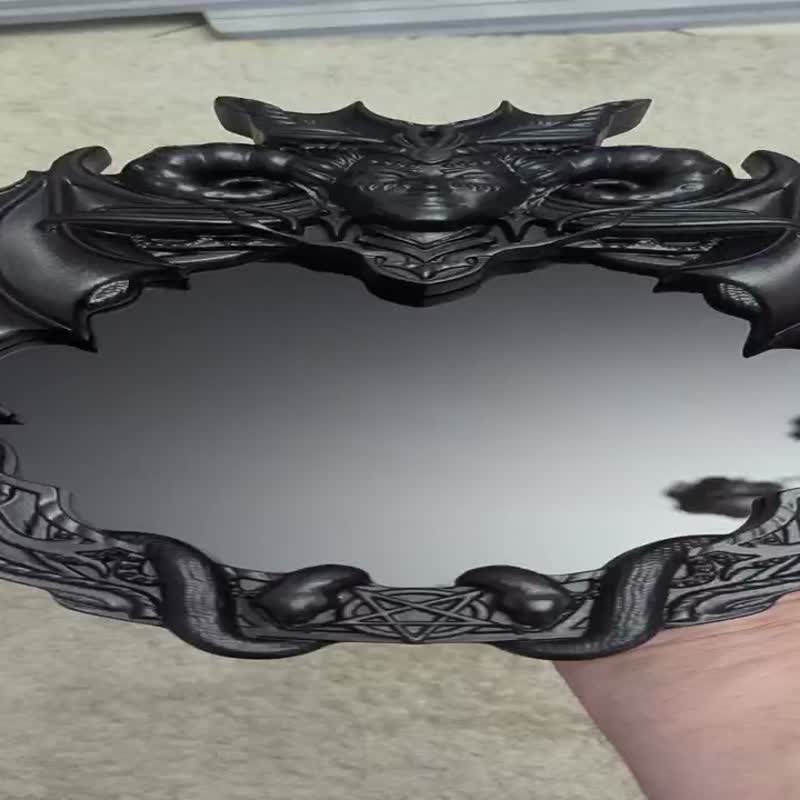 木墙镜，不规则黑镜，家居装饰，莉莉丝女神 - 墙贴/壁贴 - 木头 黑色