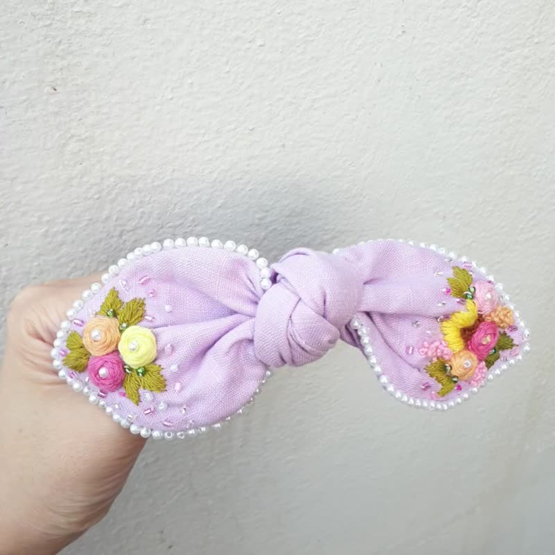 手工刺绣亚麻蝴蝶结发圈，发圈，发饰，发饰 - 发饰 - 亚麻 紫色