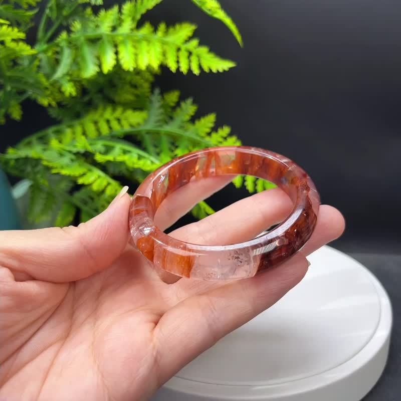 鸩羽幽灵水晶手镯 54MM 冰透牛血红红胶花手环 彩虹星光 提升思维 - 手链/手环 - 水晶 红色