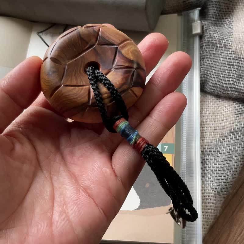 【平安归来】台湾肖楠木吊饰 钥匙圈 背包挂饰 - 吊饰 - 木头 多色