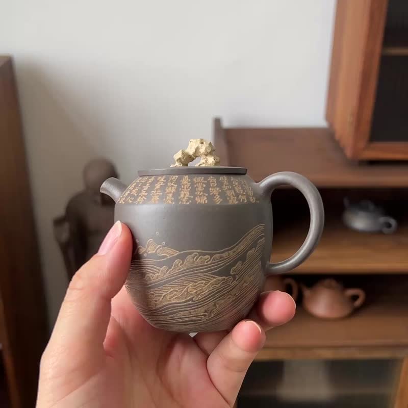 太湖石 小巨轮 180cc 原矿优质青灰泥  水色润泽易泡养 壶盖钮 - 茶具/茶杯 - 陶 灰色