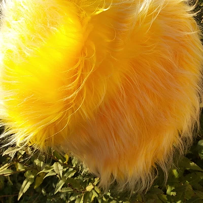 Bright yellow faux fur bucket hat. Rave shaggy hat. Festival fuzzy neon hat. - 帽子 - 其他材质 黄色