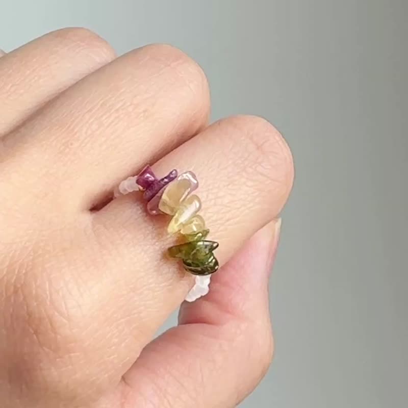 静月之愿 | 月光石与多彩碧玺 天然水晶戒指 | 手工弹性设计饰品 - 戒指 - 其他材质 多色