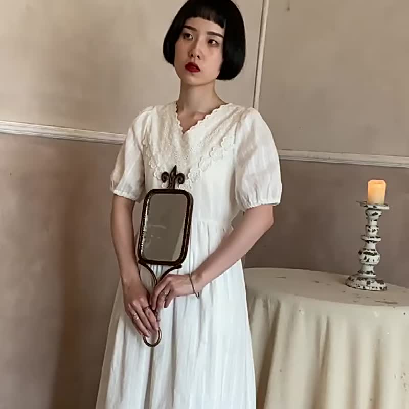 白色 精緻花邊V領鏤空洛麗塔洋裝 日系甜美抽褶腰身連身裙 遮手臂 - 洋装/连衣裙 - 棉 白色