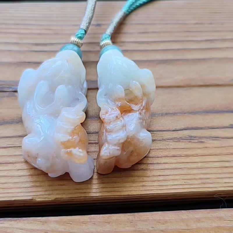 亲翠 天然翡翠 冰橘红朱砂色花金钱貔貅调整式绳链 - 项链 - 玉石 多色