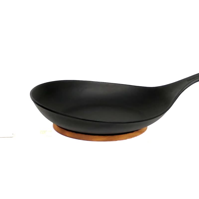 岩铸 南部铁器 欧姆蛋平底锅 22cm IH对应 日本制 - 锅具/烤盘 - 其他金属 黑色