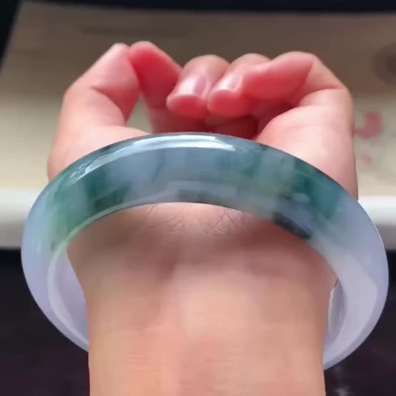 冰种翡翠天然翡翠玉镯 A玉手镯 玉鈪 • 冰种紫飘花翡翠贵妃镯 - 手链/手环 - 玉石 紫色