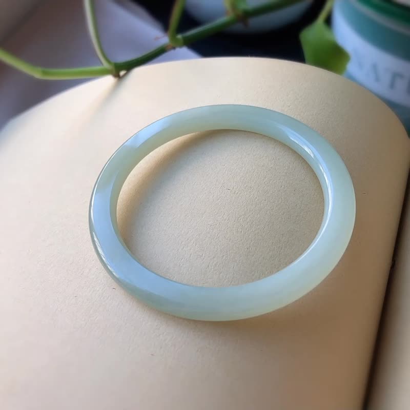 天然和田玉且末蓝 天空蓝手镯 圈口54.5mm 浅蓝色的爱 - 手链/手环 - 玉石 