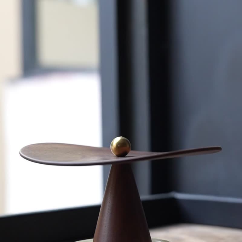 自然力黑胡桃木香插 侘寂风家居装饰 静思阅读 疗愈礼品 手作香座 - 香薰/精油/线香 - 木头 
