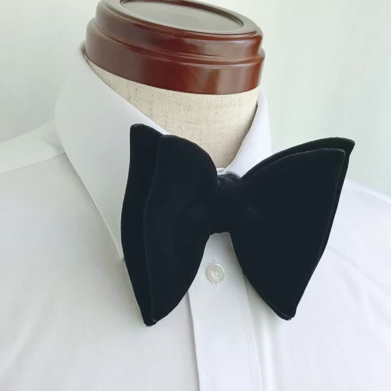 BOWTIE SPECIMENS: Wide Butterfly – 黑色天鹅绒 - 领结/领巾 - 丝．绢 黑色